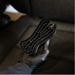 Brosse poils mi dure